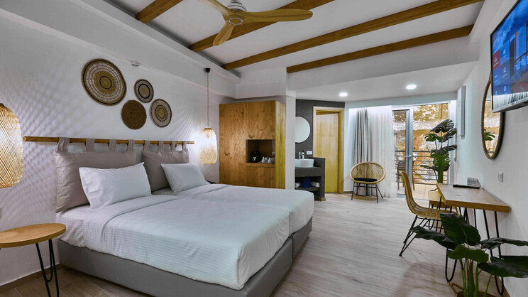 Superior Twin/Double 